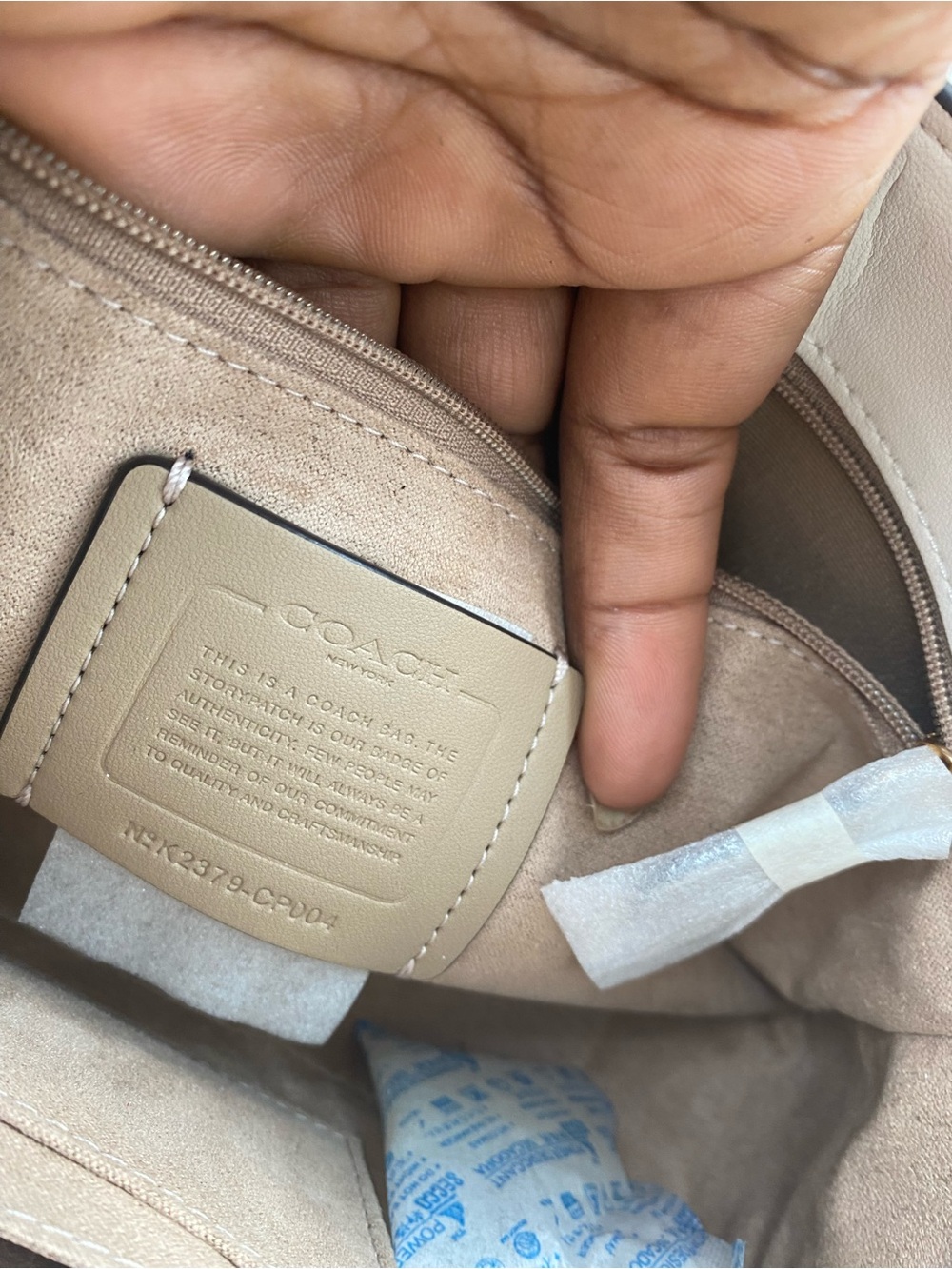 Coach Eliza, shoulder bag in refined smooth leather - Picture 8 of 9